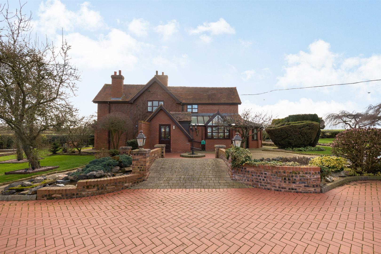 Beautiful Staffordshire countryside equestrian property