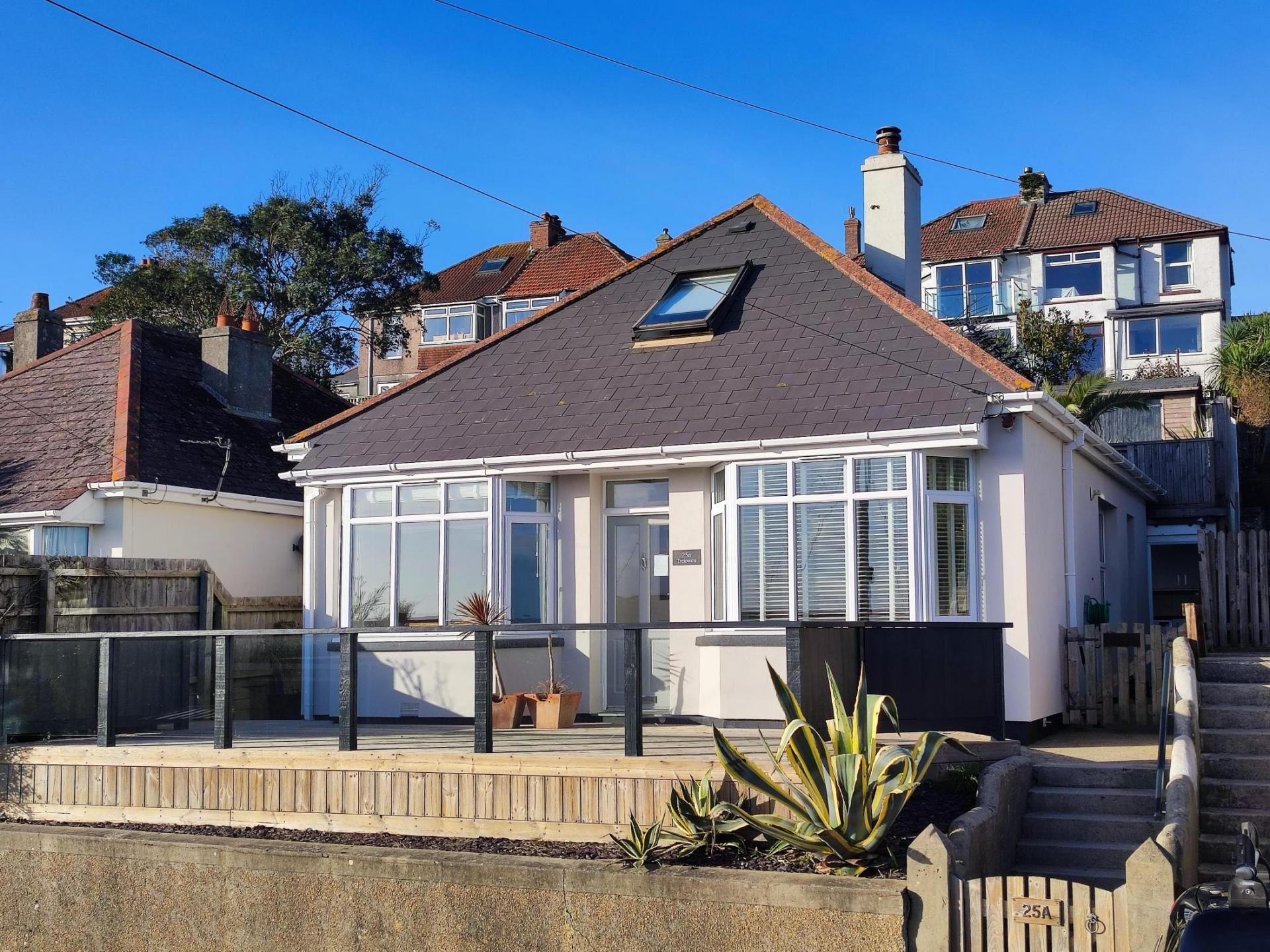 3 Bedroom Bungalow for sale in Newquay