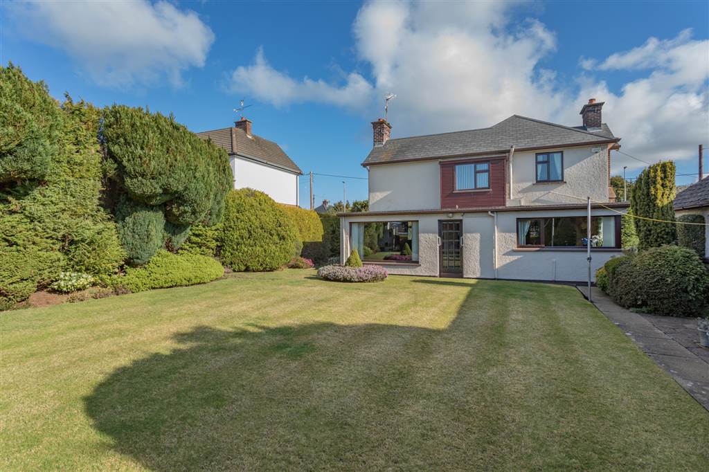 3 Bedroom Detached House for sale in Ballymena