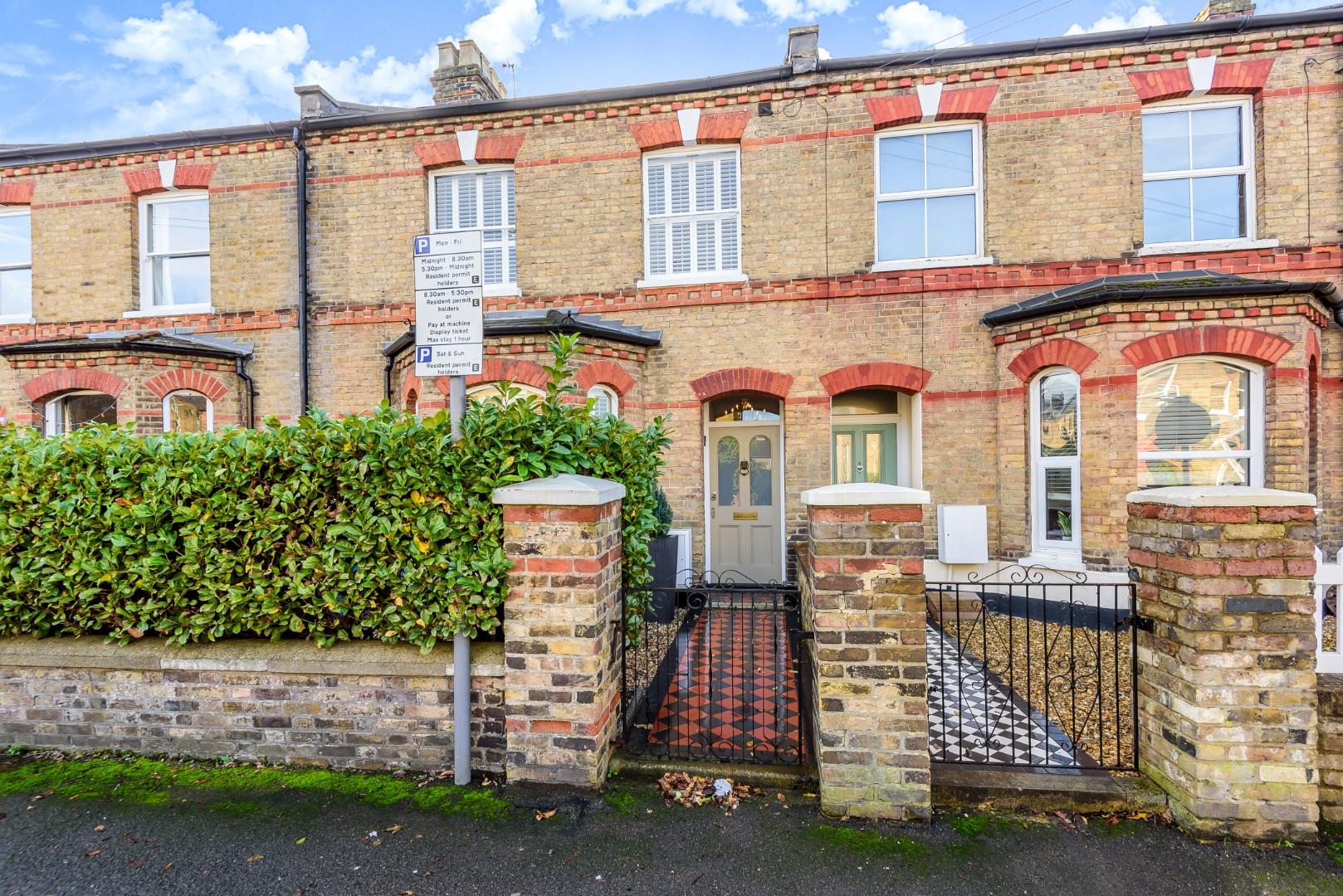 3 Bedroom Terraced House for sale in Berkshire