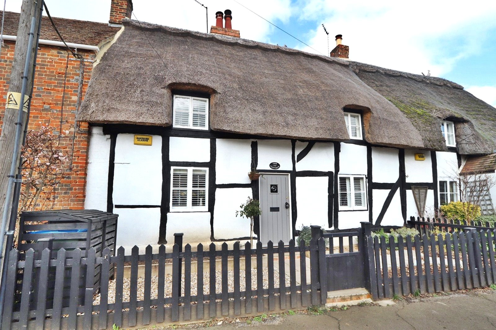 3 Bedroom Terraced House for sale in Buckingham