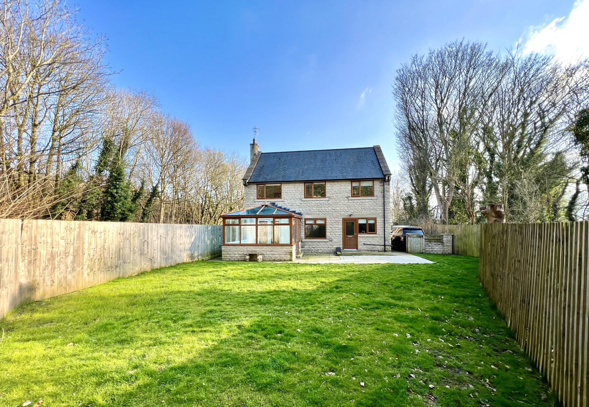 4 Bedroom Detached House for sale in Sheffield