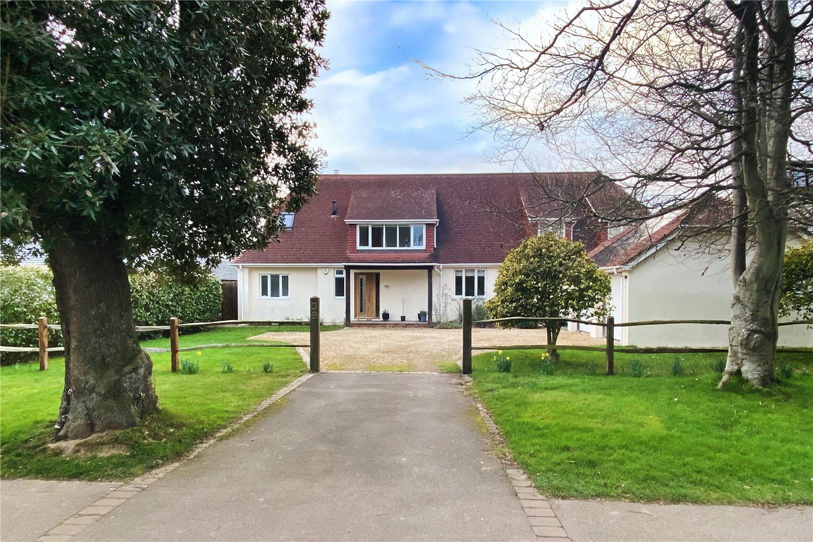 4 Bedroom Detached House for sale in Worthing