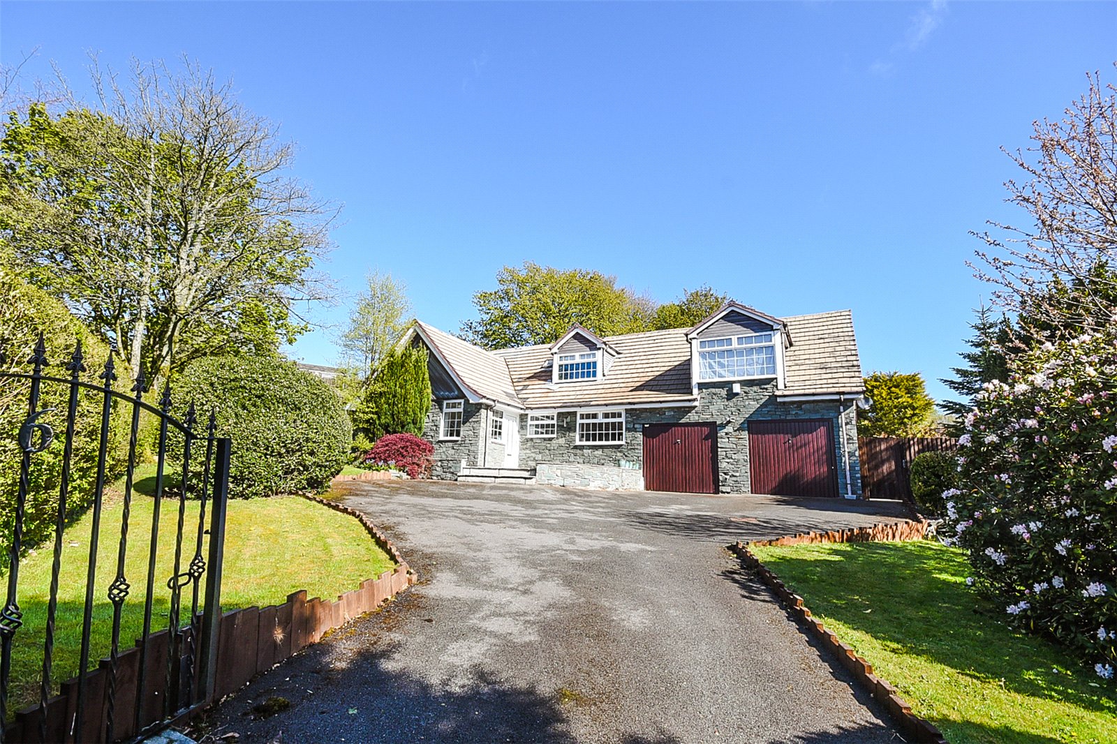 5 Bedroom Detached House for sale in littleborough greater manchester