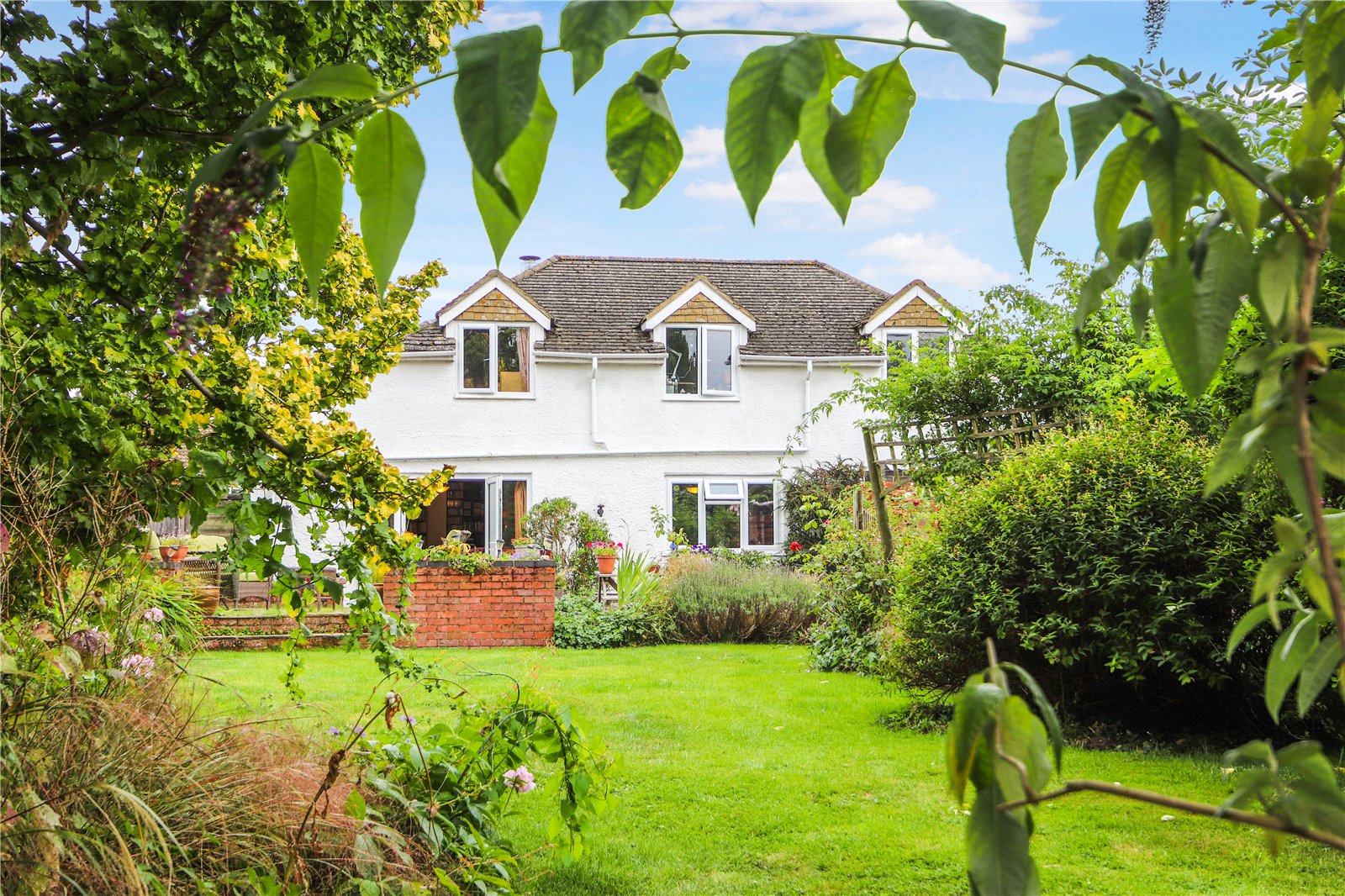 5 Bedroom House for sale in Tring