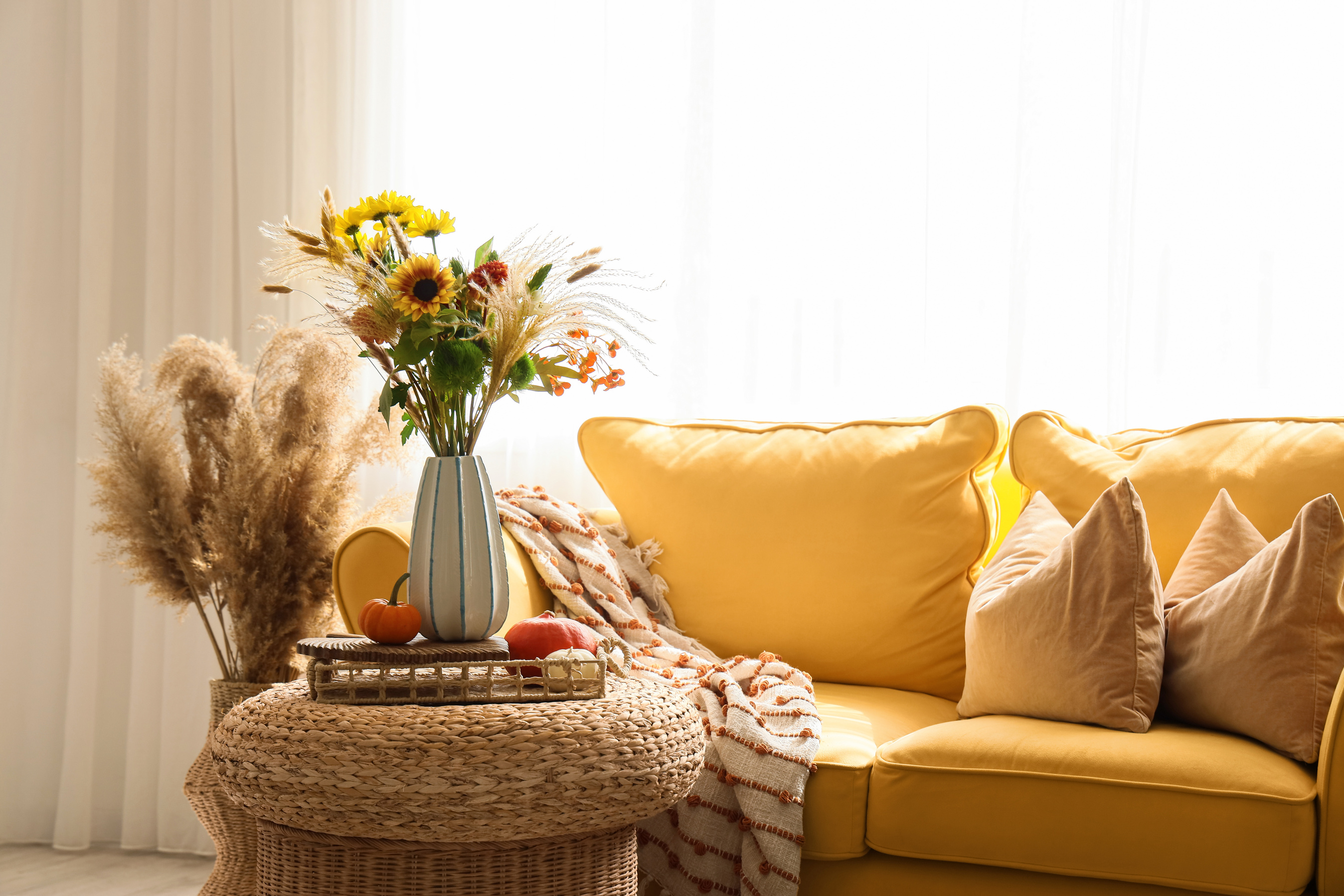 autumnal_living_room_decor