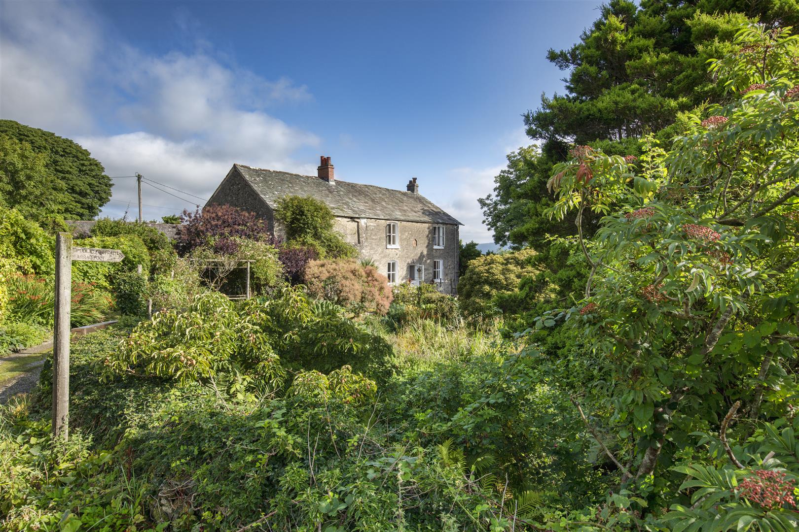 country georgian farmhouse in Lakeland with barns for sale