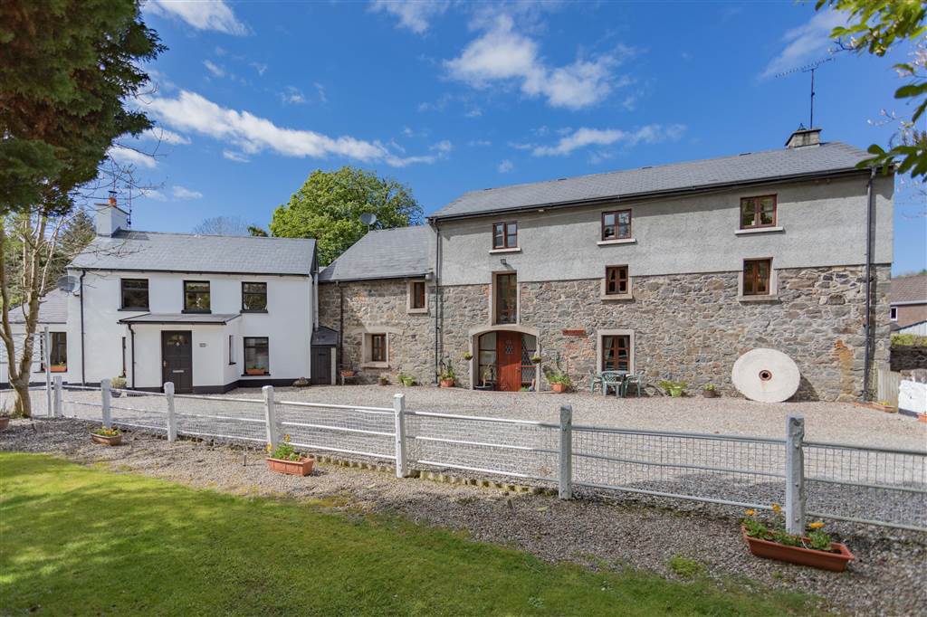 homes independent (Ballymena) country house