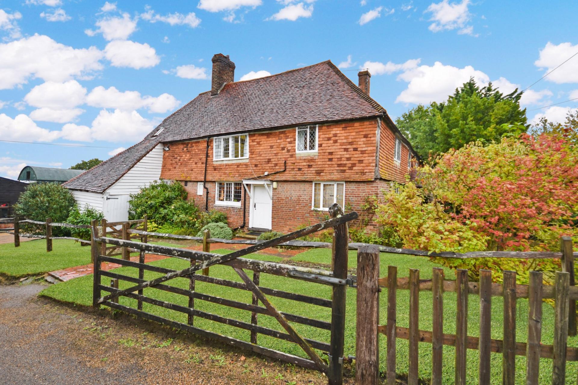 kent old traditional farmhouse countryside