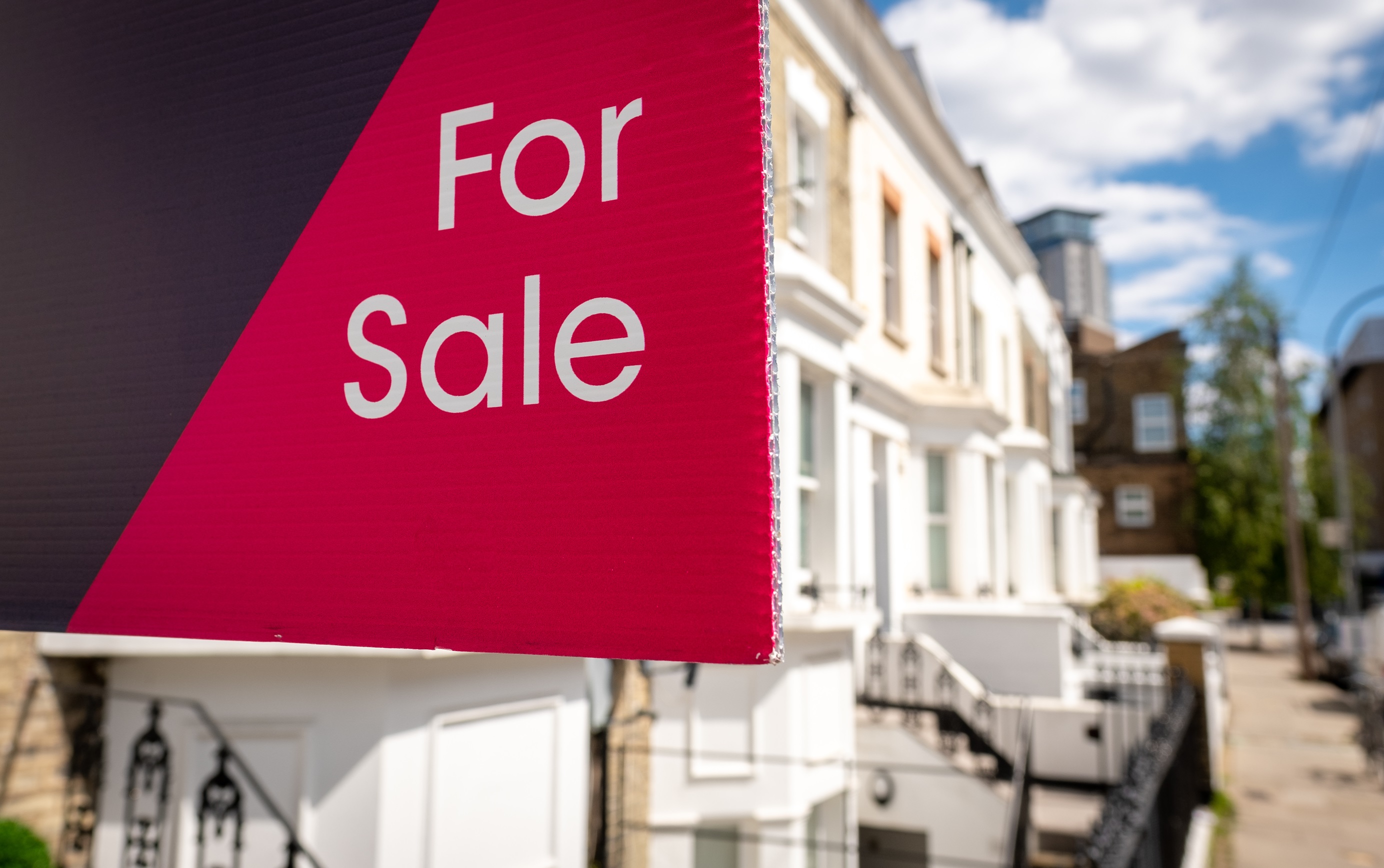my_home_is_on_the_market_now_what_2025