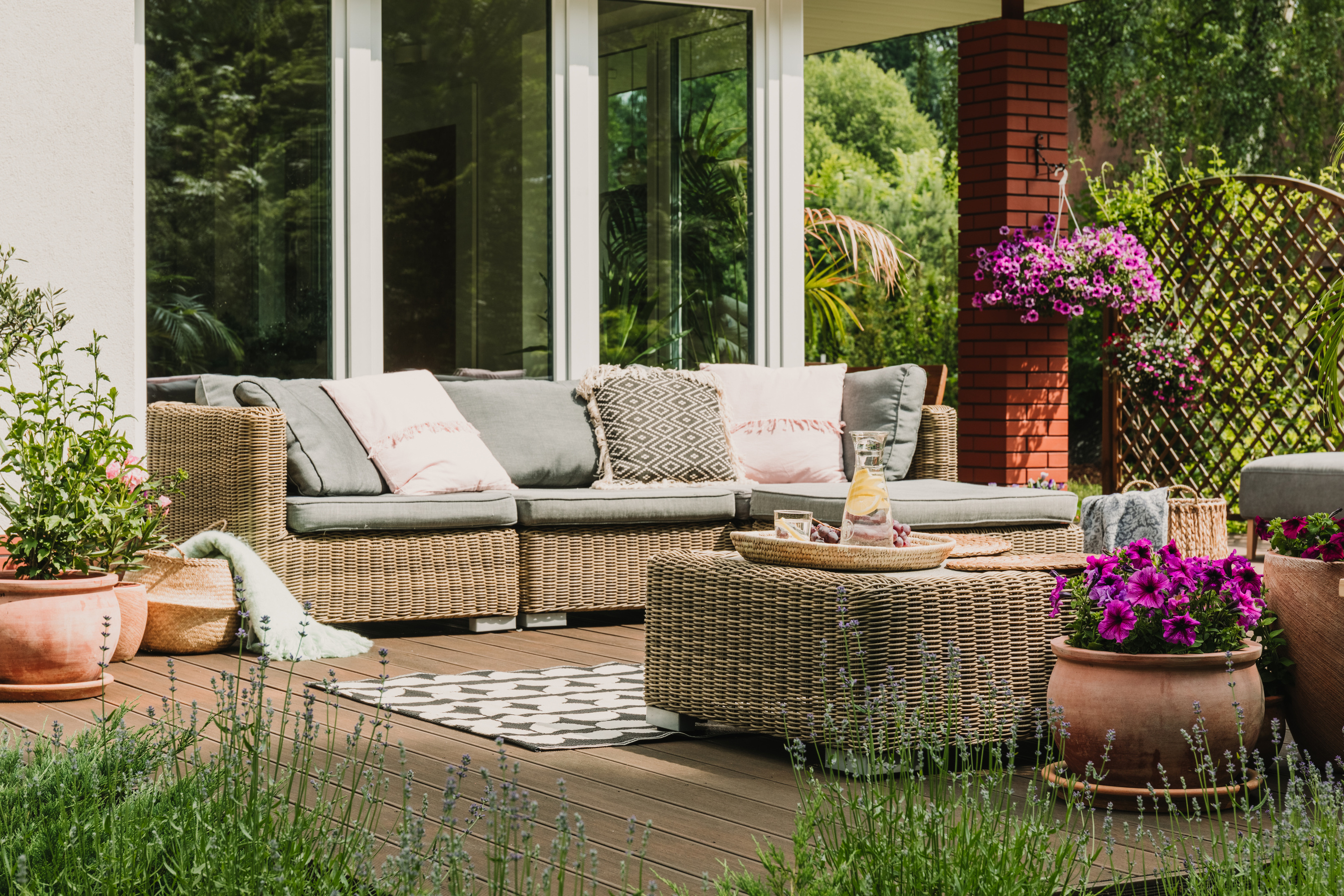 Transform your garden for outdoor entertaining 