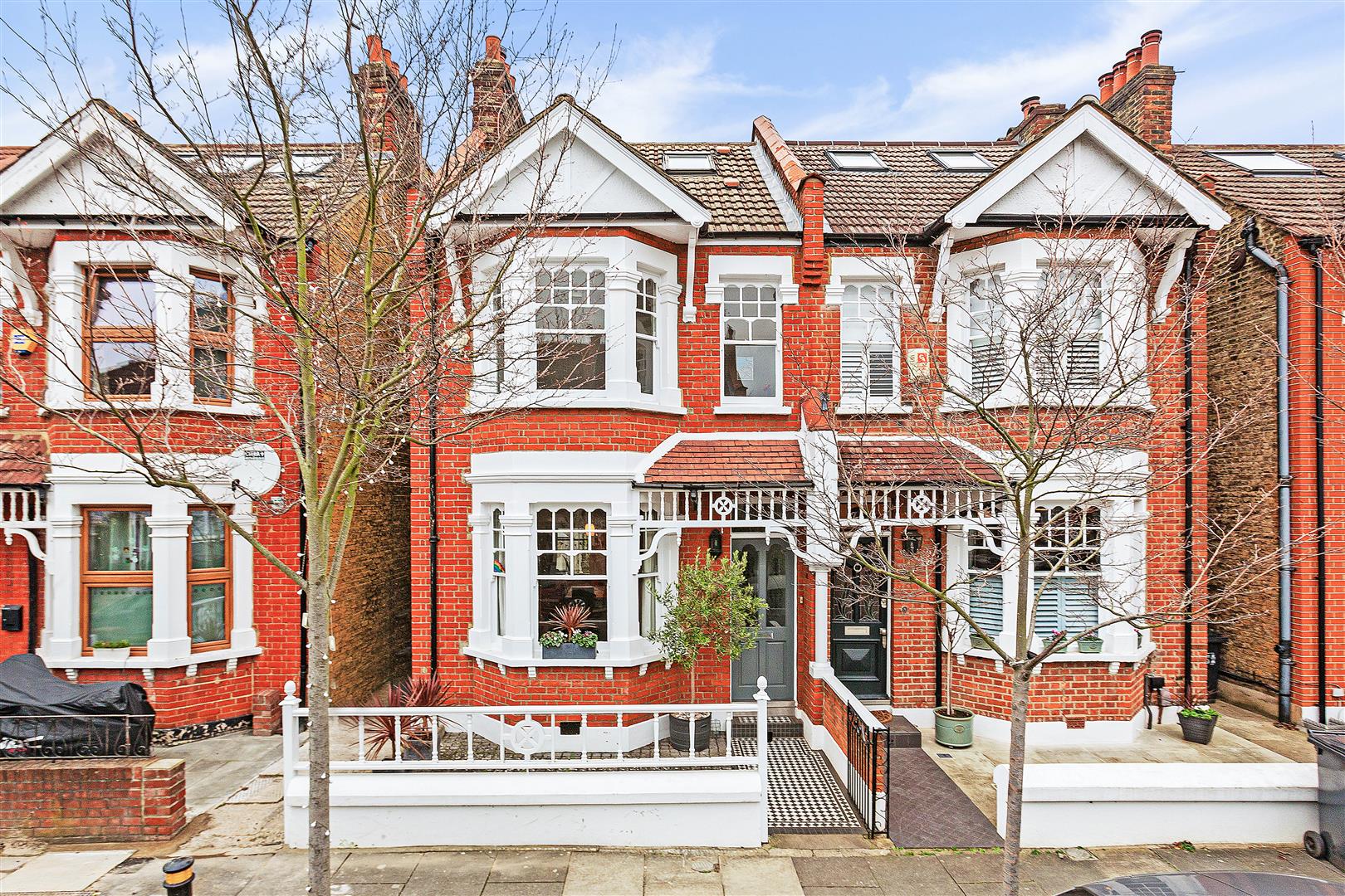 Property for sale in Wimbledon, London, 4 bedrooms