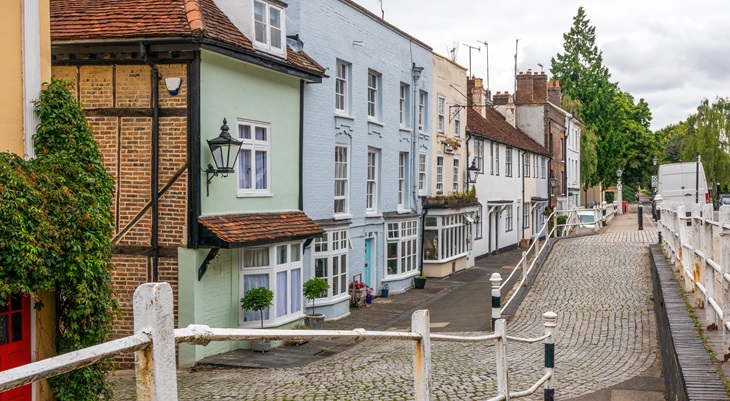 Regional Property Market Update Spring 2024: Herts, Beds and Cambs