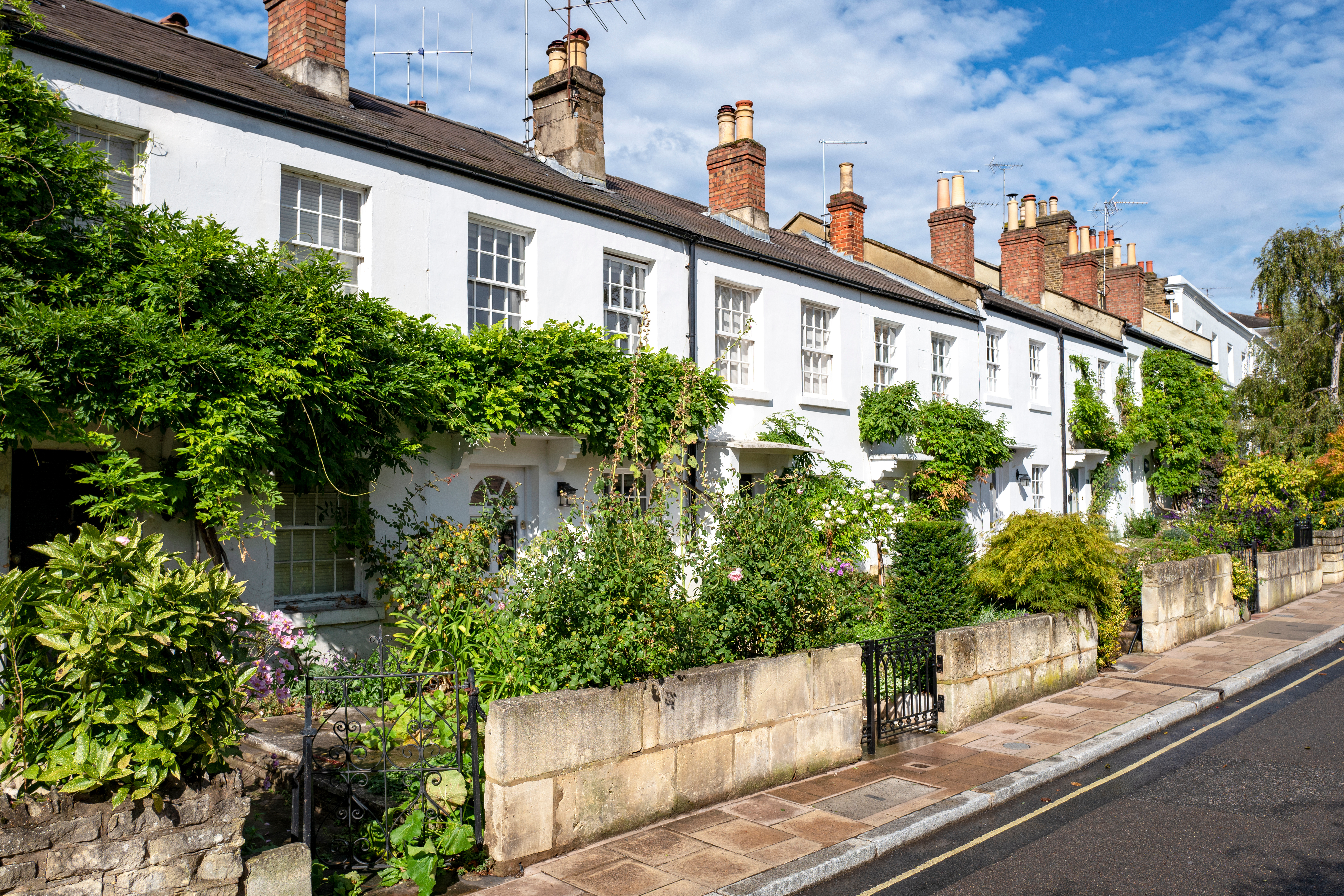Regional Property Market Update Spring 2024: Southern Home Counties