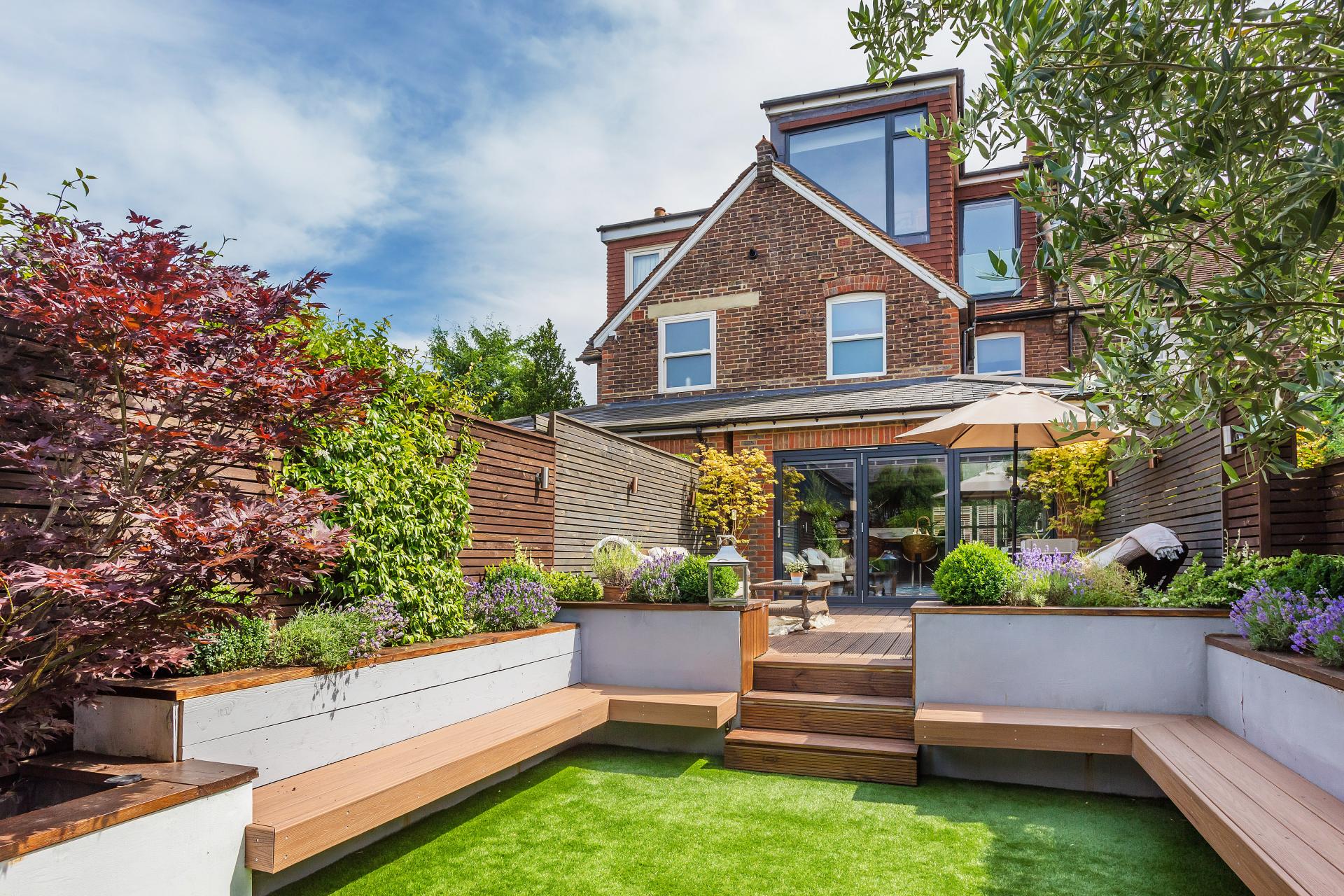 renovated entertaining garden 4 bed house in Reigate surrey