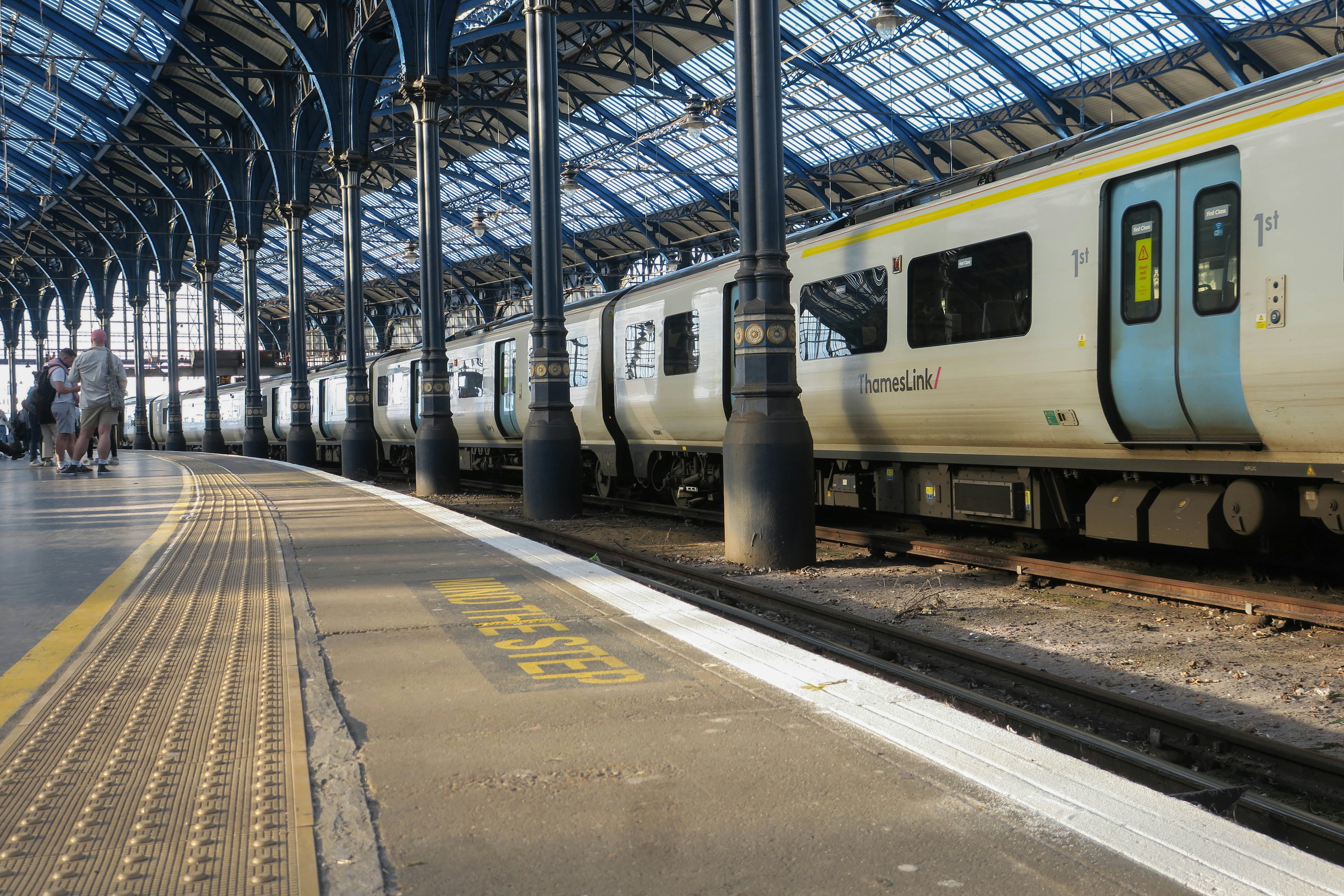 london train station