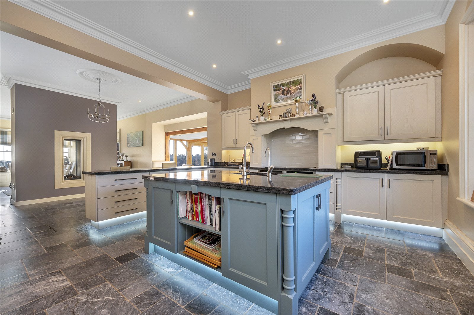 Ulverscroft, Leicestershire, 5 bedrooms - kitchens