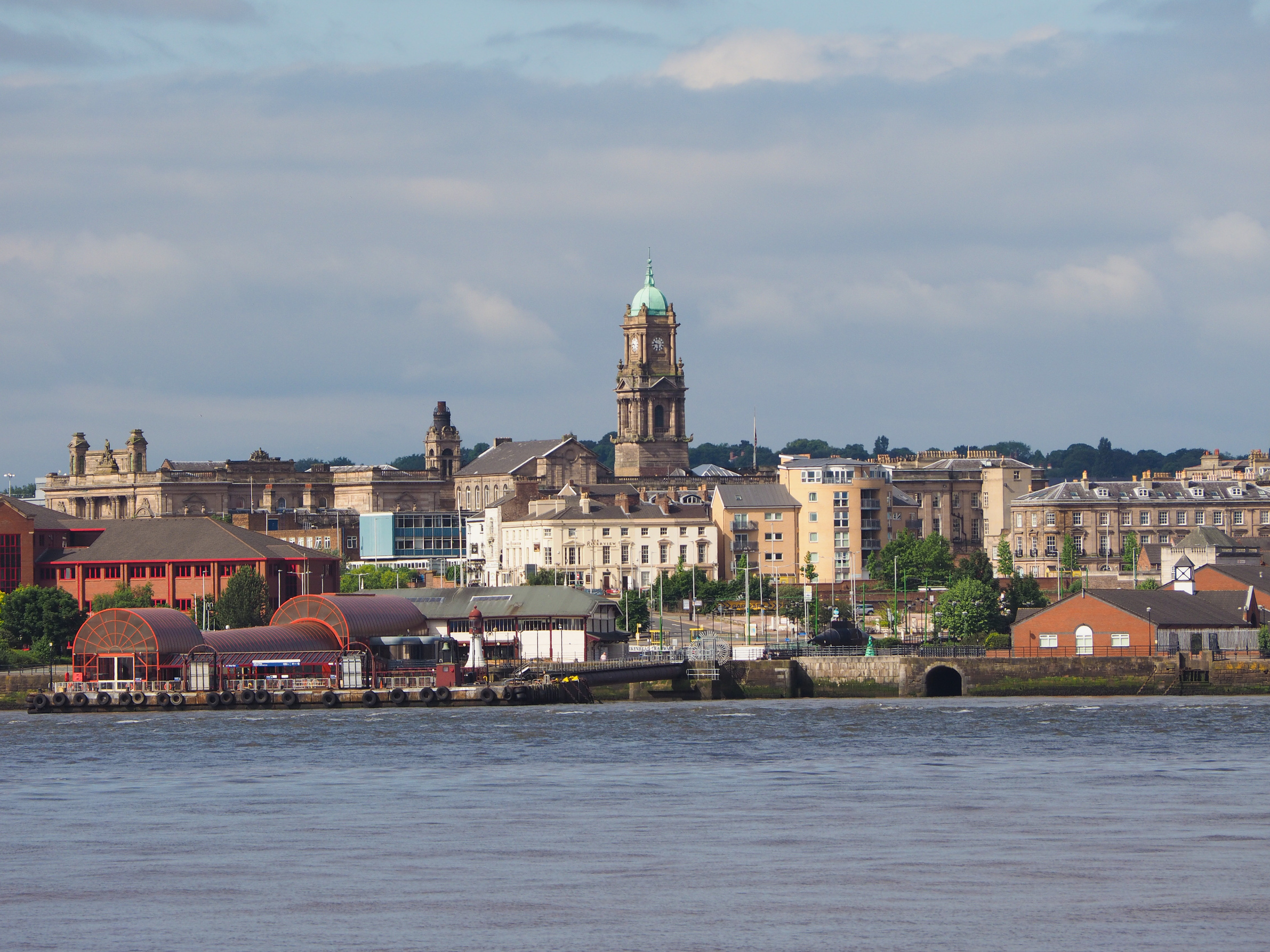view_of_birkenhead_in_liverpool