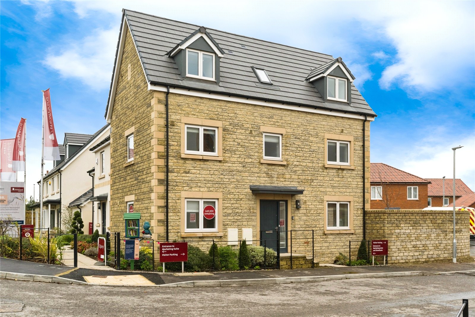 Westbury, Wiltshire, 4 bedrooms