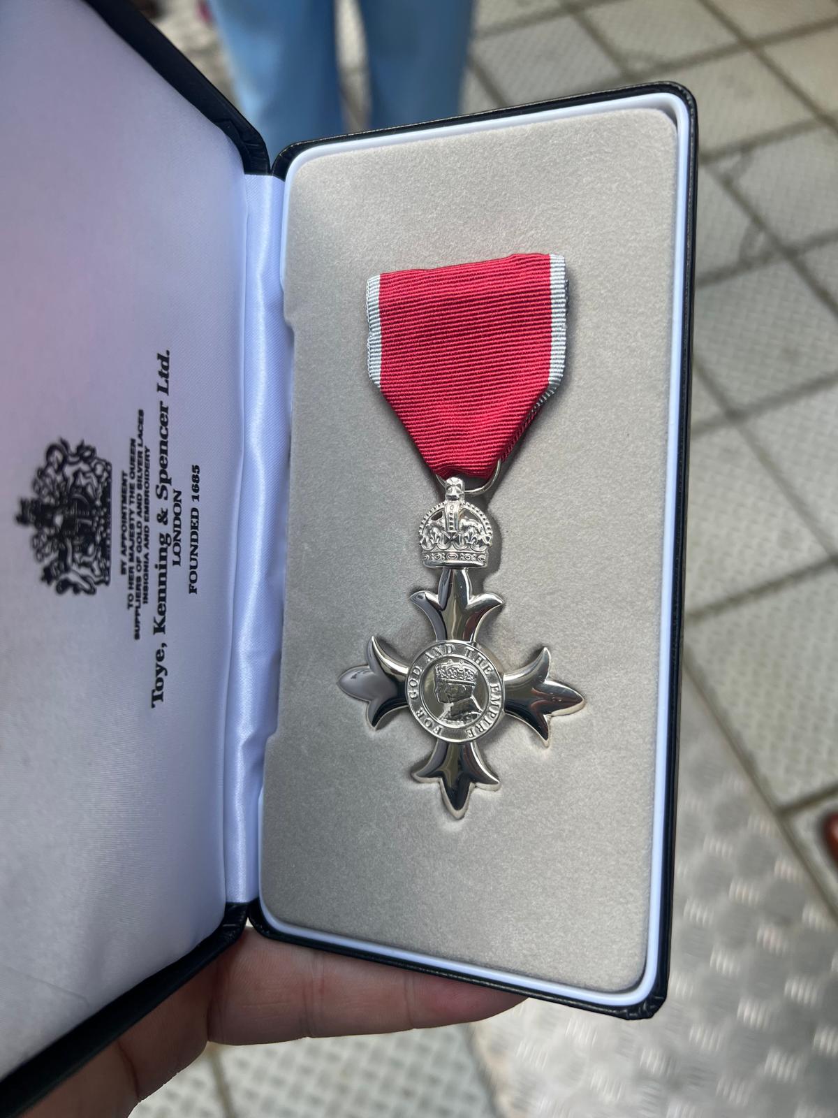 Art O'Hagen picks up his MBE