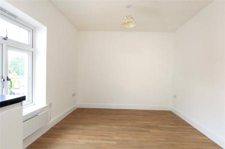 Sitting/Dining Room