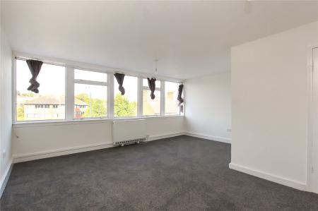 Sitting/Dining Room