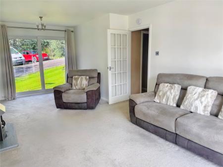 Sitting/Dining Room