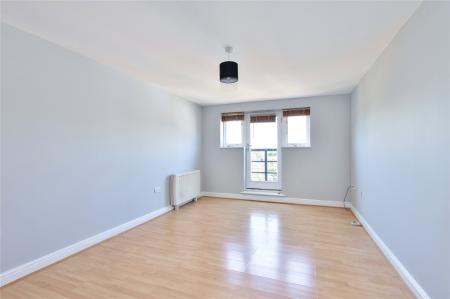 Sitting/Dining Area