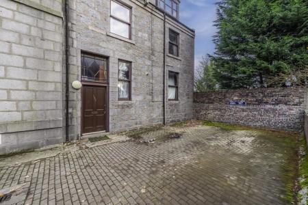 1 bedroom Flat for sale in Hutcheon Street, City Centre, Aberdeen, AB25