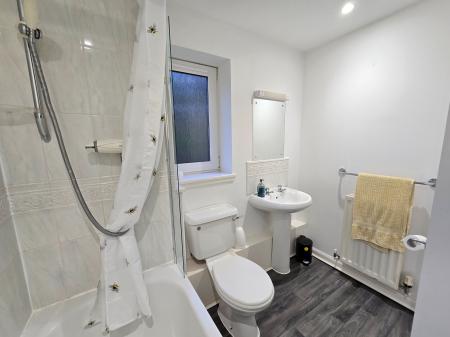 2 bedroom Flat to let in Fraser Road, City Centre, Aberdeen, AB25