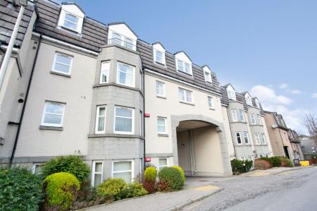 2 bedroom Maisonette to let in Margaret Place, Aberdeen, AB10