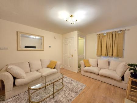 2 bedroom Maisonette to let in Margaret Place, Aberdeen, AB10