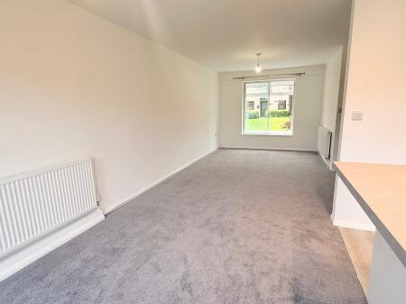 3 bedroom Terraced House to let in Avondale, Ash Vale, GU12