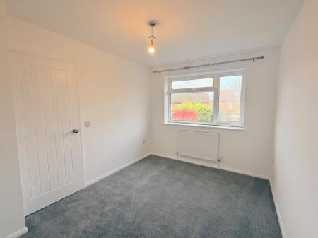 3 bedroom Terraced House to let in Avondale, Ash Vale, GU12