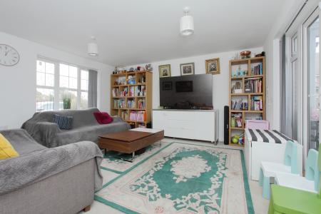 4 bedroom Detached house for sale in Copper Box Close, Augusta Park, Andover, SP11