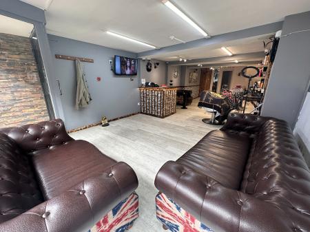 1 bedroom Shop for sale in High Street, Andover, SP10