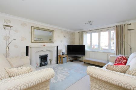 4 bedroom Detached house for sale in St Swithin Way, Andover, Andover, SP10
