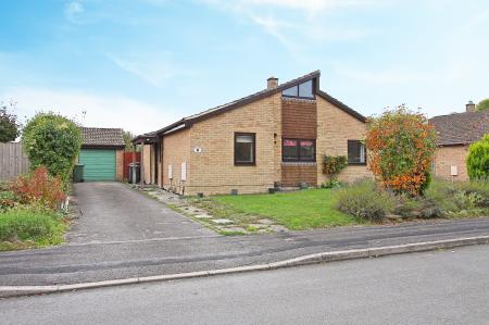 Parkview Close, Charlton, Andover, SP10