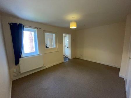 1 bedroom Flat to let in Acre Path, Andover, SP10