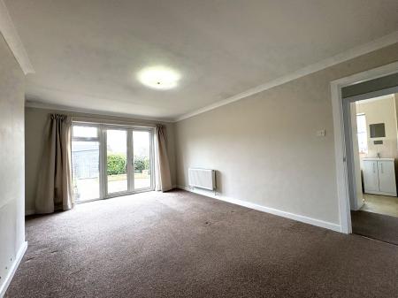 2 bedroom Bungalow to let in Eardley Avenue, Andover, Andover, SP10