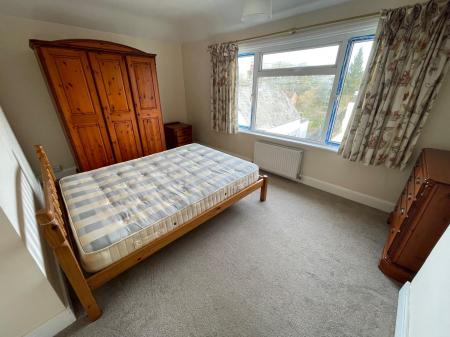 2 bedroom Semi-detached house to let in Village Street, Upper Clatford, SP11