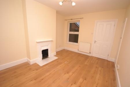 3 bedroom Terraced House to let in Old Winton Road, Andover, SP10