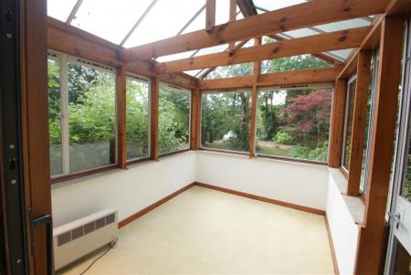 3 bedroom Detached house to let in Barncroft, Appleshaw, SP11