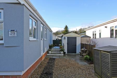 1 bedroom Park home for sale in Harewood Park, Andover, Andover, SP11