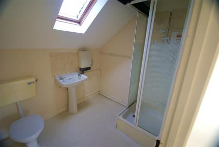 1 bedroom Flat to let in Station Road, Ludgershall, SP9