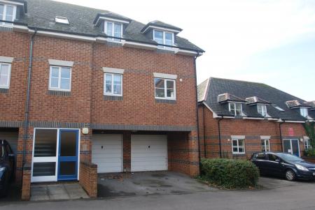 Vincent Drive, Andover, SP10