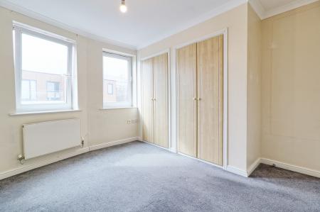 1 bedroom Flat for sale in South Street, Romford, RM1