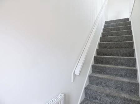 2 bedroom Flat to let in Little Highwood Way, Brentwood, CM14