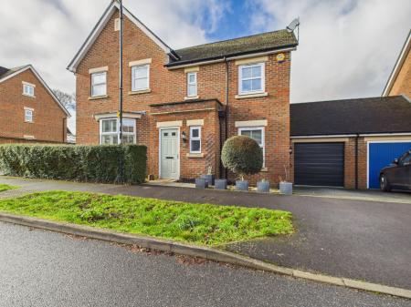 Avington Way, Hook, Hook, RG27