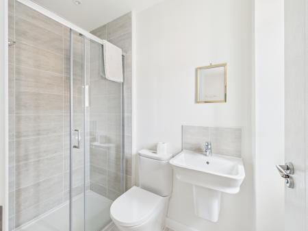 3 bedroom Detached house for sale in Greenkeepers Avenue, Basingstoke, RG23